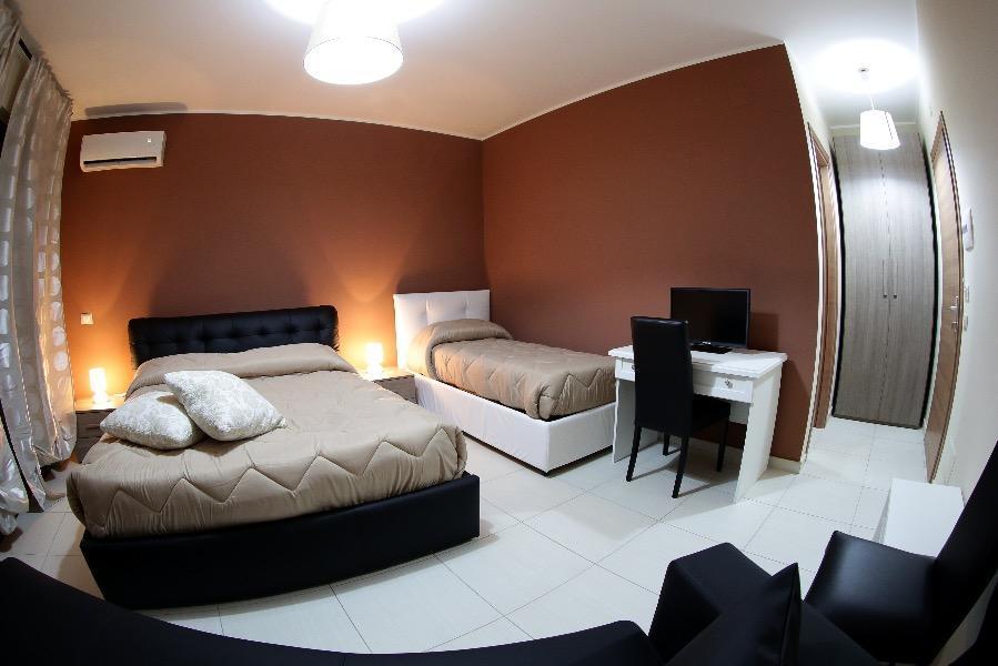 B&B Ciclopi Aci Castello Buitenkant foto